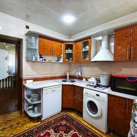 In Baku 500.0 m² house with 12.0 rooms is for sale - Image 6