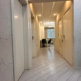 In Baku 90.0 m² apartment is for sale - Image 5
