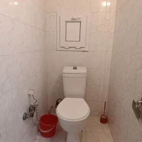 In Baku 85.0 m² apartment is for sale - Image 4