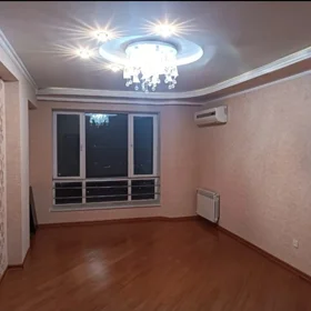 In Baku 80.0 m² apartment is for sale - Image 2