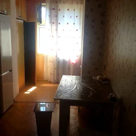 In Baku 50.0 m² apartment is for sale - Image 2