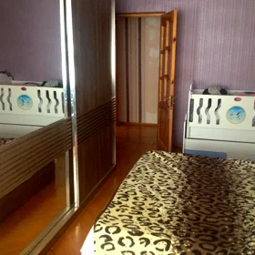 In Baku 50.0 m² apartment is for sale - Image 8