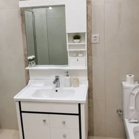 In Baku 100.0 m² apartment is for rent - Image 2