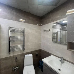 In Baku 69.0 m² apartment is for sale - Image 2
