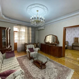 In Baku 110.0 m² apartment is for rent - Image 3