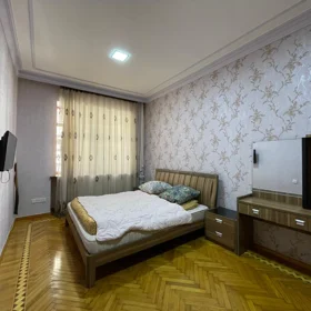 In Baku 110.0 m² apartment is for rent - Image 5