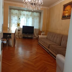 In Baku 90.0 m² apartment is for sale - Image 3