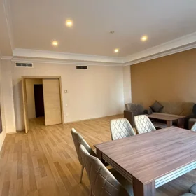 In Baku 130.0 m² apartment is for rent - Image 3