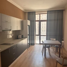 In Baku 130.0 m² apartment is for rent - Image 8