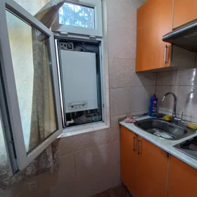 In Sabunçu rayonu 45.0 m² apartment is for sale - Image 2