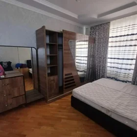 In Baku 60.0 m² apartment is for rent - Image 3