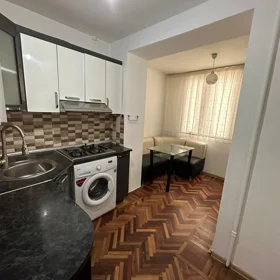In Baku 100.0 m² apartment is for rent - Image 9
