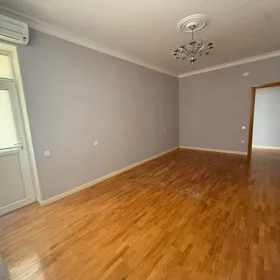In Baku 157.0 m² apartment is for sale - Image 3