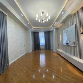 In Baku 132.0 m² apartment is for sale - Image 5