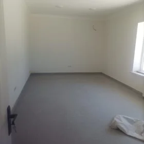 In Baku 2500.0 m² commercial is for rent - Image 5