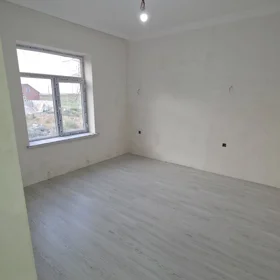 In Suraxanı rayonu 136.0 m² house with 4.0 rooms is for sale - Image 2