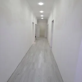 In Suraxanı rayonu 136.0 m² house with 4.0 rooms is for sale - Image 3
