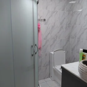In Baku 70.0 m² apartment is for rent - Image 10