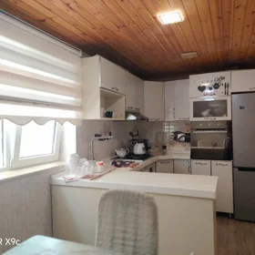 In Baku 100.0 m² house with 4.0 rooms is for sale - Изображение 2