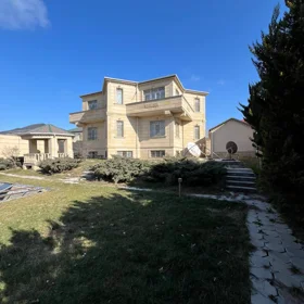 In nan 660.0 m² house with 8.0 rooms is for sale - Image 4