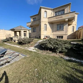 In nan 660.0 m² house with 8.0 rooms is for sale - Image 6