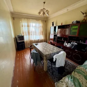 In Baku 100.0 m² apartment is for sale - Image 3