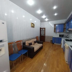 In Baku 100.0 m² apartment is for sale - Image 4