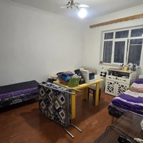 In Baku 100.0 m² house with 3.0 rooms is for sale - Image 2