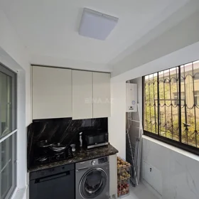 In Baku 120.0 m² apartment is for sale - Image 9
