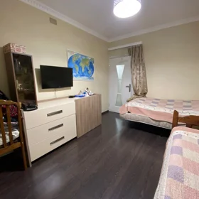 In Baku 100.0 m² apartment is for sale - Image 6