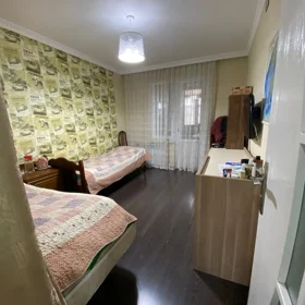 In Baku 100.0 m² apartment is for sale - Image 7