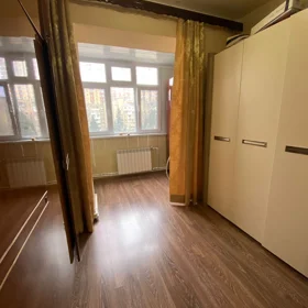 In Baku 100.0 m² apartment is for sale - Image 10