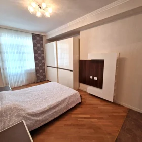 In Baku 175.0 m² apartment is for rent - Image 7