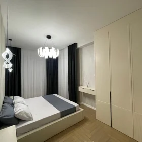 In Baku 120.0 m² apartment is for sale - Image 2