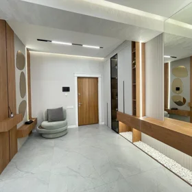 In Baku 120.0 m² apartment is for sale - Image 9