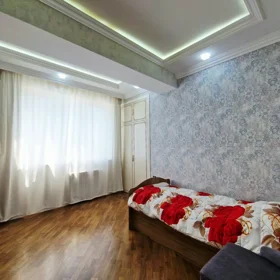 In Baku 143.0 m² apartment is for sale - Image 2