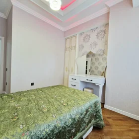In Baku 143.0 m² apartment is for sale - Image 10