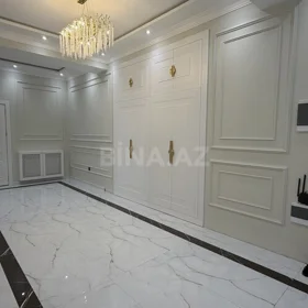 In Baku 145.0 m² apartment is for rent - Image 5