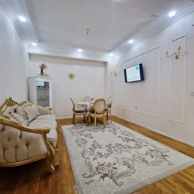 In Baku 70.0 m² apartment is for sale - Image 3
