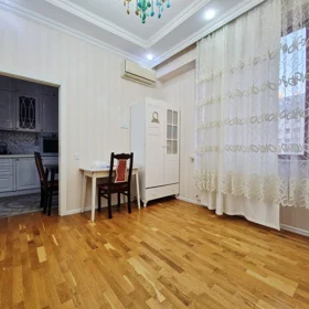 In Baku 70.0 m² apartment is for sale - Image 8