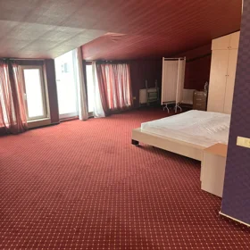 In Baku 200.0 m² apartment is for rent - Image 5