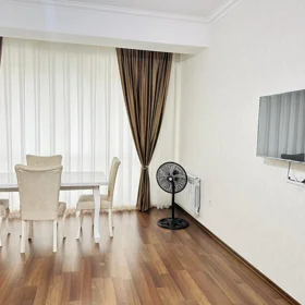 In Baku 70.0 m² apartment is for rent - Image 2