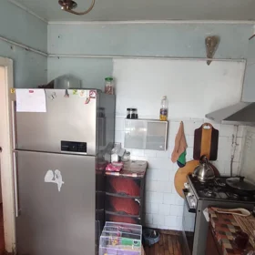 In Baku 100.0 m² apartment is for sale - Image 4