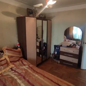 In Baku 100.0 m² apartment is for sale - Image 9