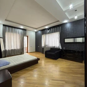 In Baku 167.0 m² apartment is for sale - Image 5