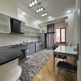 In Baku 167.0 m² apartment is for sale - Image 9