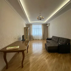 In Baku 130.0 m² apartment is for rent - Image 8