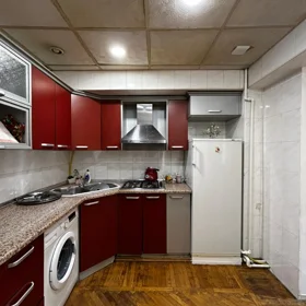 In Baku 90.0 m² apartment is for sale - Image 7