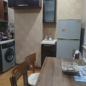 In Baku 95.0 m² apartment is for rent - Image 6