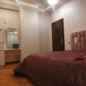 In Baku 95.0 m² apartment is for rent - Image 10